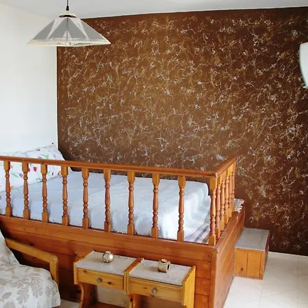 Apartment Agathi *